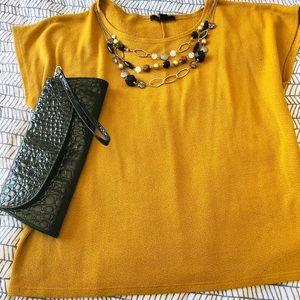 Stylish brown and golf 3 layered necklace